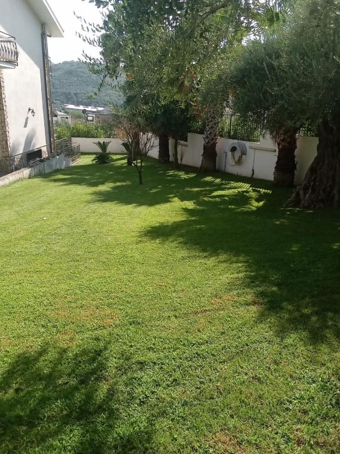 Villa Agata Forchia Exteriér fotografie