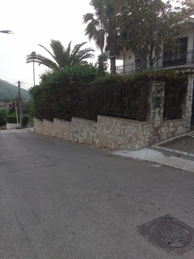 Villa Agata Forchia Exteriér fotografie