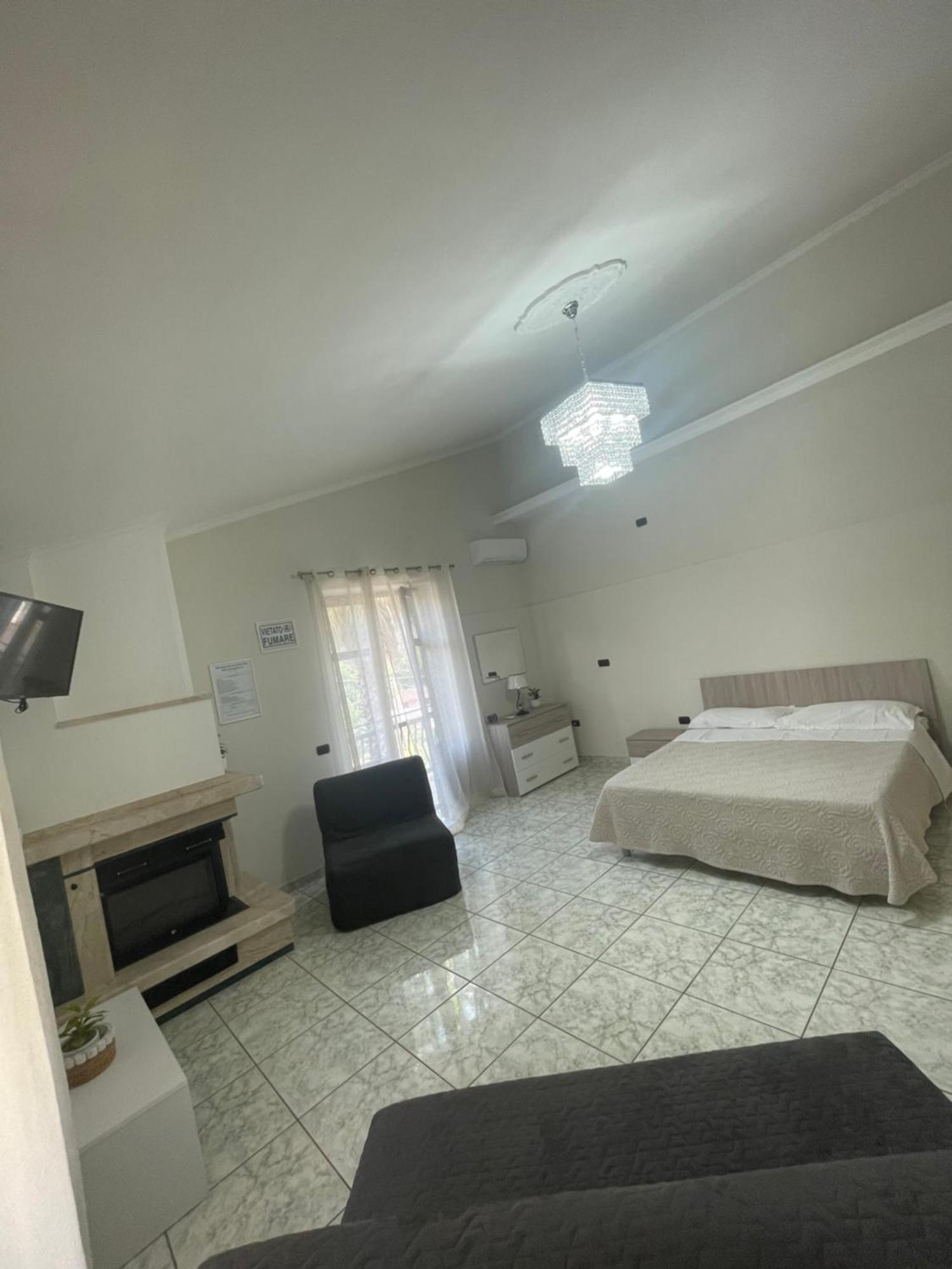 Villa Agata Forchia Exteriér fotografie